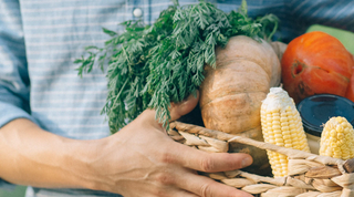 Vegane Ernährungspyramide – echt spitze für gesunde Ausgewogenheit