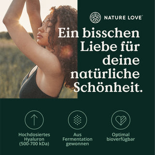 Eine vegane Frau mit erhobenen Armen drückt ihre Liebe zu Nature Love Hyaluronsäure Kapseln aus.