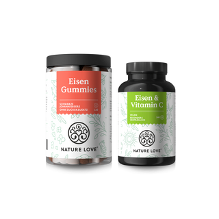 Zwei Ergänzungsflaschen von Nature Love's Eisen - Family-Set auf weißem Hintergrund. Eine Flasche ist mit "Eisen Gummies" beschriftet, die andere mit "Eisen & Vitamin C".