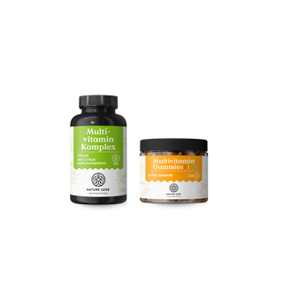 Zwei Produkte der Reihe „Nature Love Multivitamin – Family-Set“ – eine Flasche mit Tabletten und ein Glas mit Gummibärchen für Kinder – vor einem schlichten weißen Hintergrund.