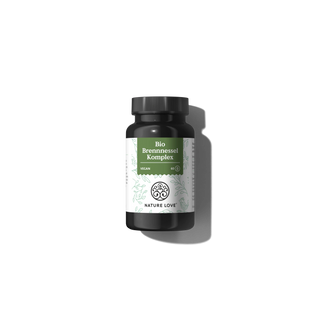 Schwarze Flasche Bio Brennnessel Komplex Kapseln von Nature Love mit grün-weißem Etikett, das die Bio-Qualität und die vegan-freundlichen Kapseln hervorhebt.