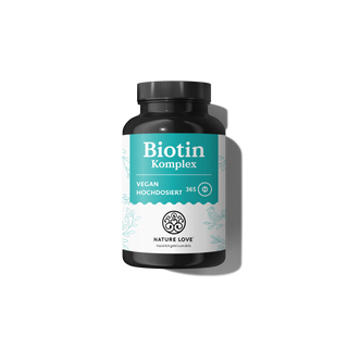 Eine schwarze Flasche mit der Aufschrift „Biotin-Komplex-Tabletten“ von Nature Love für Haare, Haut und Nägel sowie dem Schriftzug „Vegan Hochdosiert 365“ vor einem schlichten weißen Hintergrund.