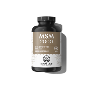 Schwarze Flasche mit „Nature Love MSM 2000 Tabletten“ und einem beige-weißen Etikett, auf dem vor weißem Hintergrund „organisch gebundener Schwefel“ steht.