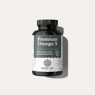 Eine Flasche mit der Aufschrift „Premium Omega-3-Kapseln“ von Nature Love, 120 Kapseln, Fischöl aus nachhaltigem Fang, deutscher Text, mit einem minimalistischen Design in Weiß und Grau.