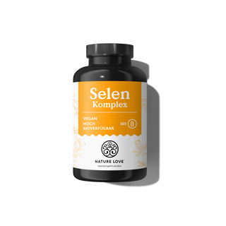 Eine schwarze Flasche mit der Aufschrift „Selen Komplex Kapseln“ von Nature Love – vegan, hoch bioverfügbar, Jahresvorrat mit 365 Tabletten für die Schilddrüse.