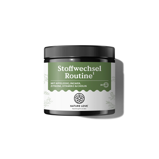 Ein Behälter mit der Aufschrift „Stoffwechsel Routine Pulver“ von Nature Love, der 30 Portionen mit Apfelessig, Ingwer, Zitrone, Vitamin C und Cholin enthält, vor einem schlichten, hellen Hintergrund.