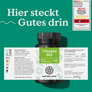 Eine Dose Nature Love Vitamin B12 500 µg Tabletten mit Etikett auf grünem Hintergrund.